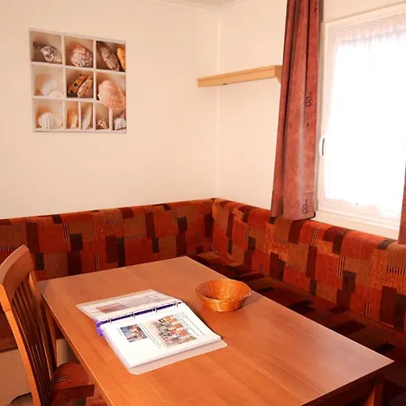 Grosses Mobilheim 1005 Holiday home